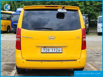 HYUNDAI STAREX 12-SEATER WAGON