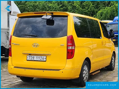 HYUNDAI STAREX 12-SEATER WAGON