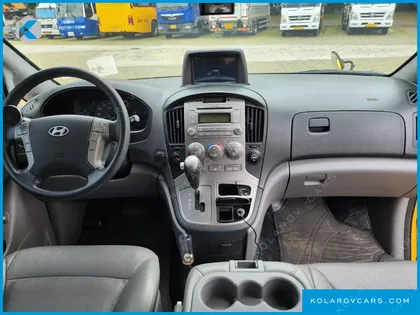 HYUNDAI STAREX 12-SEATER WAGON