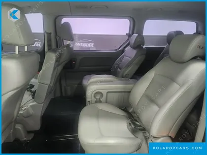 HYUNDAI STAREX 12-SEATER WAGON