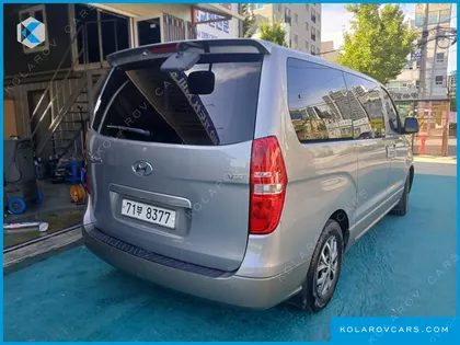 HYUNDAI STAREX 12-SEATER WAGON
