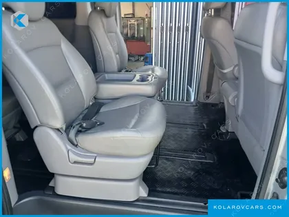 HYUNDAI STAREX 12-SEATER WAGON