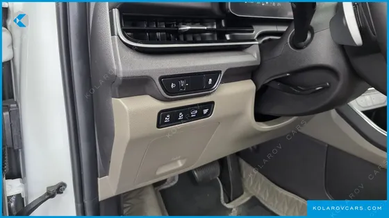 KIA CARNIVAL DIESEL 7-SEATER OUTDOOR