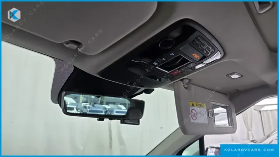 KIA CARNIVAL DIESEL 7-SEATER OUTDOOR