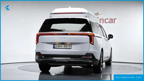 KIA CARNIVAL DIESEL 9-SEATER SIGNATURE
