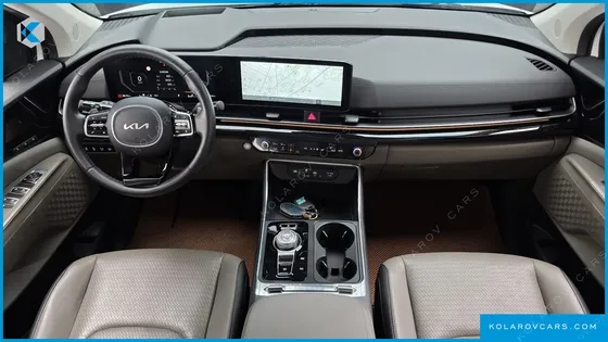 KIA CARNIVAL DIESEL 9-SEATER SIGNATURE