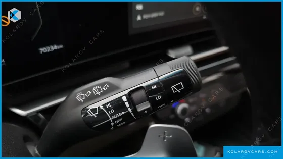 KIA CARNIVAL DIESEL 9-SEATER SIGNATURE
