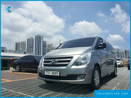HYUNDAI STAREX 11-SEATER WAGON