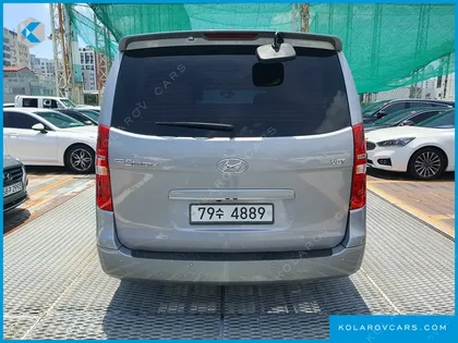 HYUNDAI STAREX 11-SEATER WAGON
