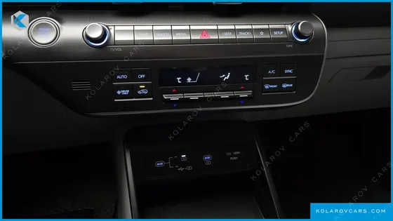 HYUNDAI KONA PREMIUM
