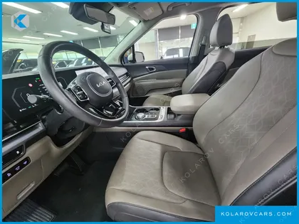 KIA CARNIVAL DIESEL 9-SEATER PRESTIGE