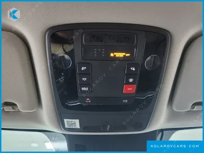 KIA CARNIVAL DIESEL 9-SEATER PRESTIGE
