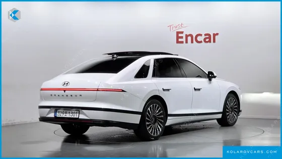 HYUNDAI GRANDEUR CALLIGRAPHY