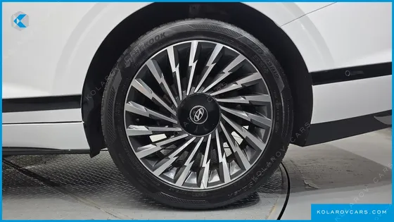 HYUNDAI GRANDEUR CALLIGRAPHY