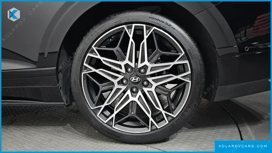 HYUNDAI GRANDEUR EXCLUSIVE