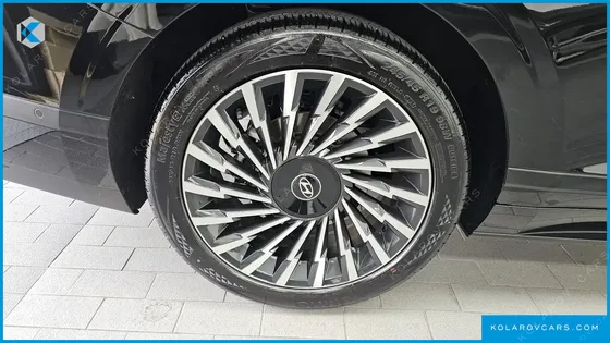 HYUNDAI GRANDEUR CALLIGRAPHY