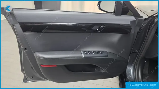 HYUNDAI GRANDEUR PREMIUM