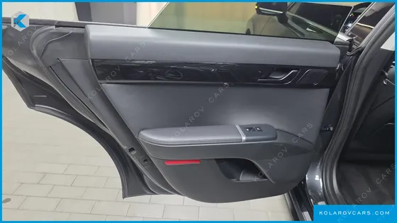 HYUNDAI GRANDEUR PREMIUM