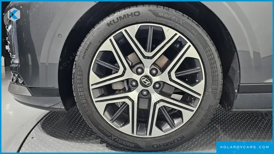 HYUNDAI GRANDEUR PREMIUM