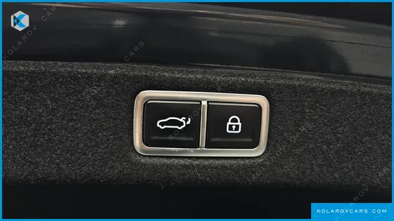 HYUNDAI GRANDEUR PREMIUM