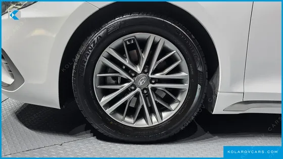 HYUNDAI GRANDEUR 2.4 PREMIUM