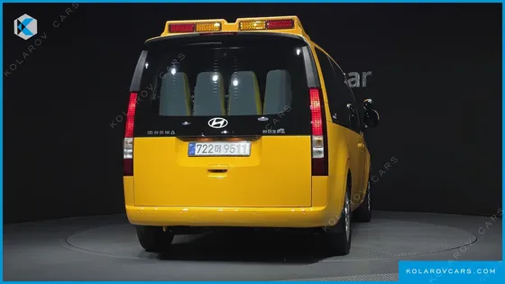 HYUNDAI STARIA HEV 1.6T KINDER SAFETY CAR