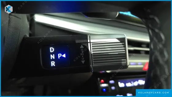HYUNDAI GRANDEUR PREMIUM