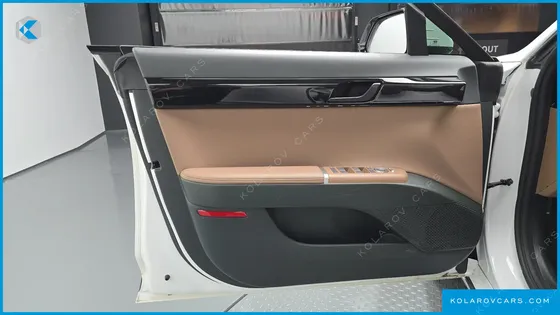HYUNDAI GRANDEUR PREMIUM