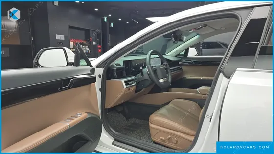 HYUNDAI GRANDEUR PREMIUM