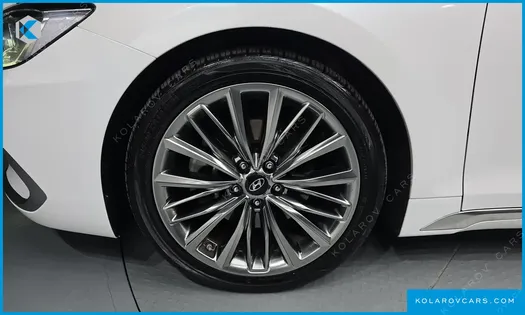 HYUNDAI GRANDEUR 2.4 PREMIUM