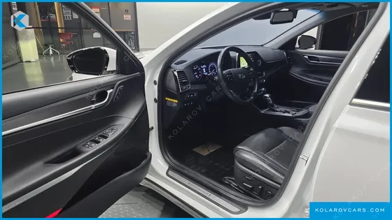 HYUNDAI GRANDEUR 2.4 PREMIUM