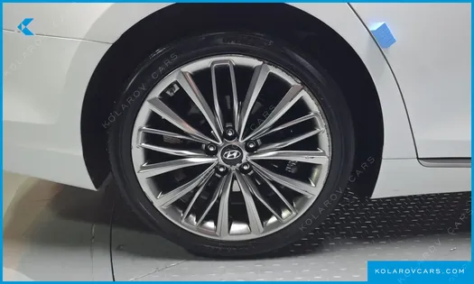 HYUNDAI GRANDEUR 2.4 PREMIUM