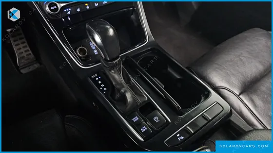 HYUNDAI GRANDEUR 2.4 PREMIUM