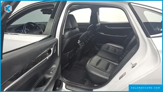 HYUNDAI GRANDEUR 2.4 PREMIUM