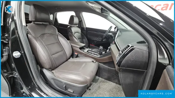 HYUNDAI GRANDEUR 2.4 PREMIUM
