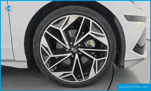 HYUNDAI IONIQ 6 LONG RANGE