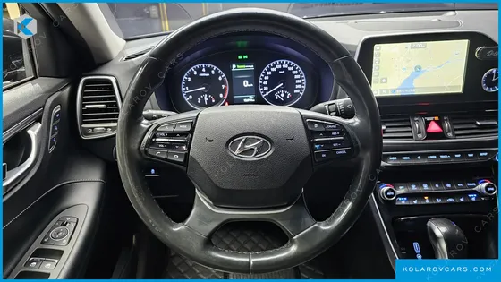 HYUNDAI GRANDEUR 3.0 LPI EXCLUSIVE (RENTAL CAR)