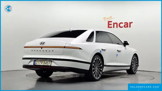 HYUNDAI GRANDEUR CALLIGRAPHY