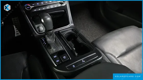 HYUNDAI GRANDEUR 2.2 DIESEL PREMIUM