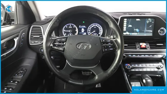 HYUNDAI GRANDEUR 2.2 DIESEL PREMIUM