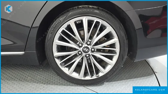 HYUNDAI GRANDEUR 2.2 DIESEL PREMIUM