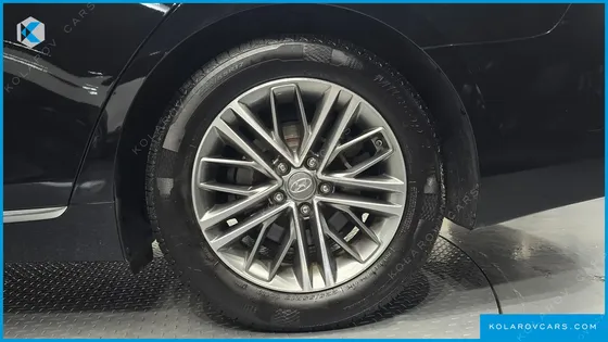 HYUNDAI GRANDEUR 2.4 PREMIUM