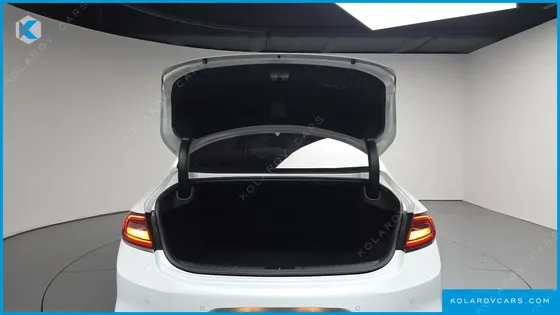 HYUNDAI GRANDEUR 2.4 PREMIUM