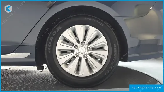 HYUNDAI SONATA 2.0 HEV