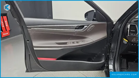 HYUNDAI GRANDEUR 3.0 LPI DSABLED PERSON