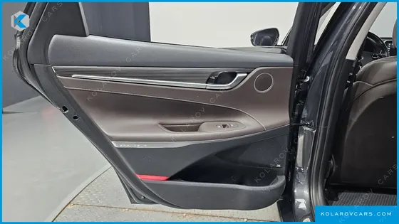 HYUNDAI GRANDEUR 3.0 LPI DSABLED PERSON