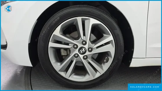 HYUNDAI ELANTRA (AVANTE) 1.6 GDI VALUE PLUS