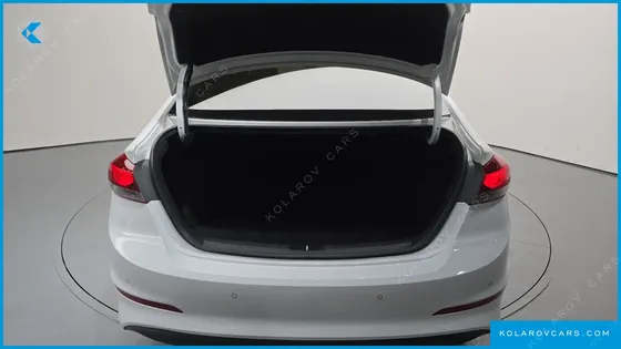 HYUNDAI ELANTRA (AVANTE) 1.6 GDI VALUE PLUS