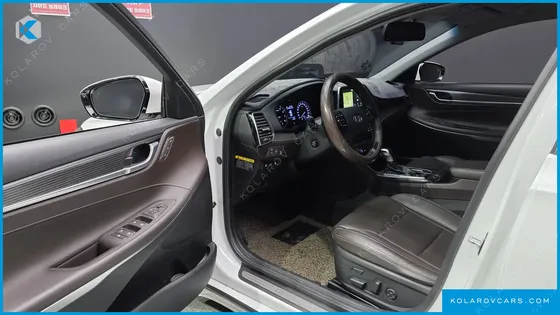HYUNDAI GRANDEUR 2.4 PREMIUM