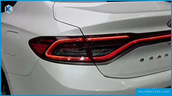 HYUNDAI GRANDEUR 2.4 PREMIUM
